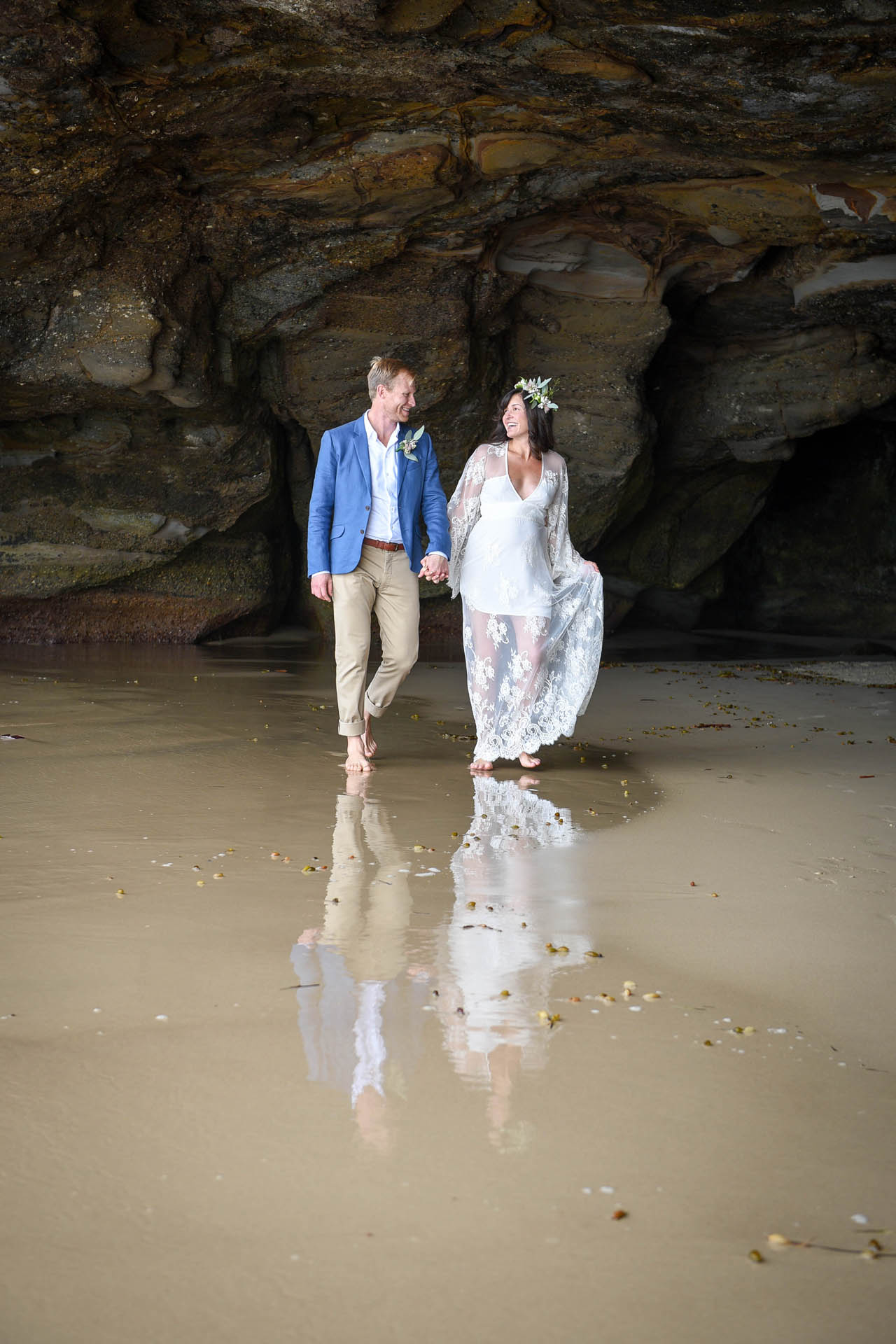 Caves Beach Wedding Helen Lamont Photography